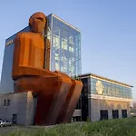 郁金香酒店 莱顿