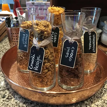 Tulip Centre Hotel 3*