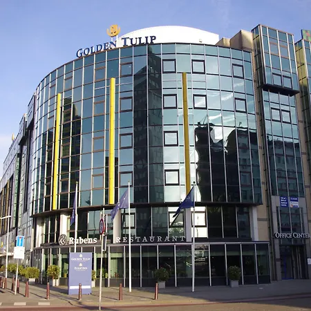 Tulip Centre 3*