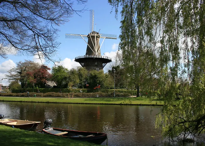 توليب إن سنتر فندق 3*