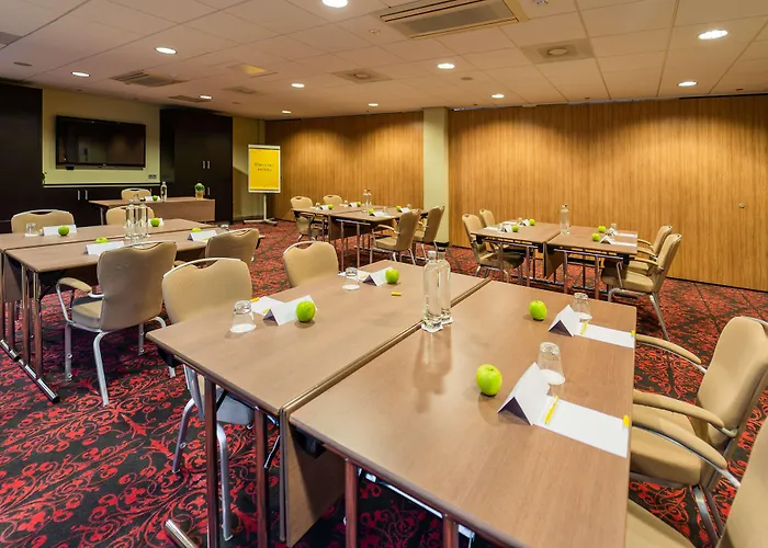 Tulip Centre Hotel 3*