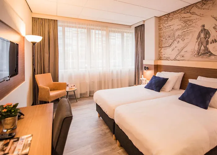 Hotel Tulip Centre 3*