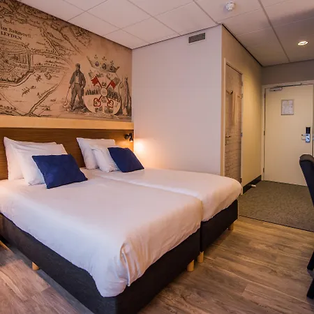 Tulip Centre 3*