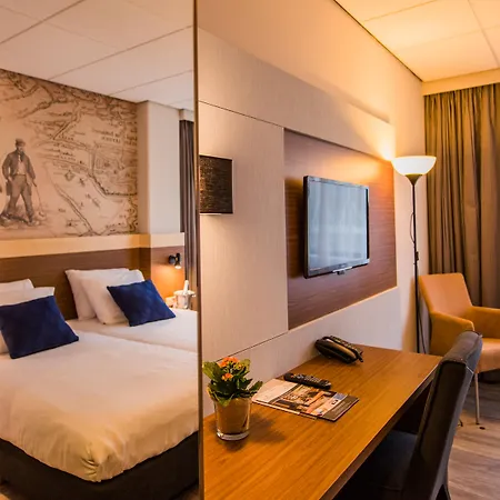 Tulip Centre 3*